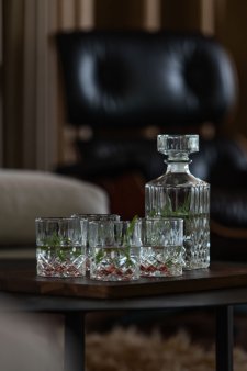 Glas