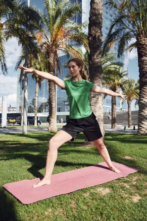 Basic Active-T Women